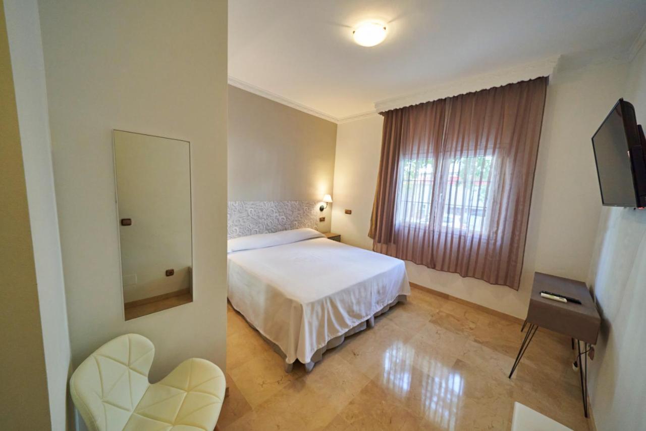 Hotel Bajamar Centro Nerja Exterior photo